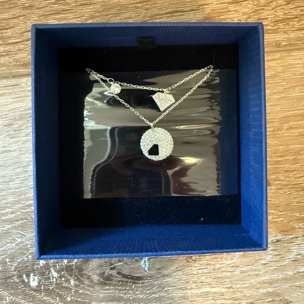 Swarovski silver necklace set of two